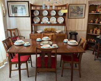 Mid Century Modern 