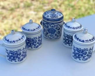 39 BlueandWhiteChinaCoffeeSet