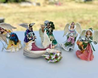 74 AshtonDrakeThomasKinkadeWaterGlobeAngelOrnaments
