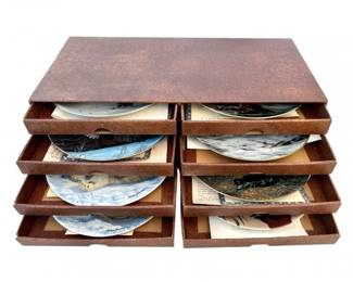 35 NatureThemedCollectiblePlatesinStorageBoxwithCOAs