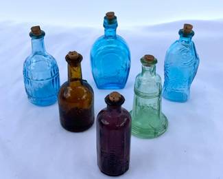 112 VintageMulticolorWheatonBottles