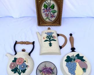 166 1970sWallDecor