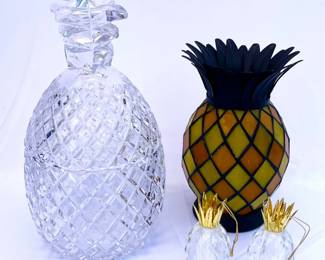 118 PineappleDecorLot
