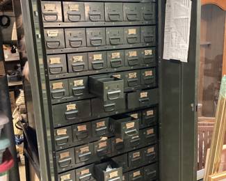 METAL CABINET w HARDWARE