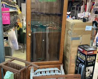 GUN CABINET