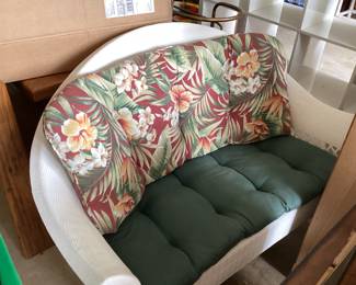 PATIO BENCH SEAT