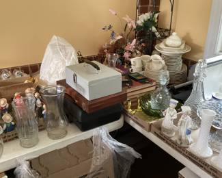 DISHWARE, FIGURINES