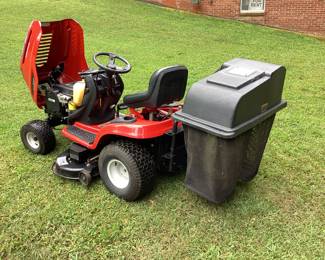 TROY BILT SUPER BRONCO MOWER, 46'', KOHLER 20HP ENGINE WITH BAGGER