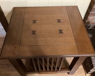 SIDE TABLE