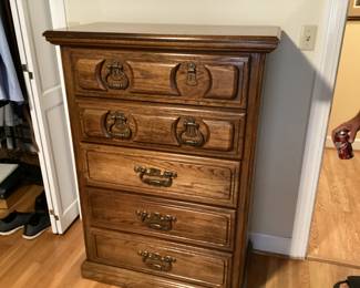 CHEST OF DRAWERS