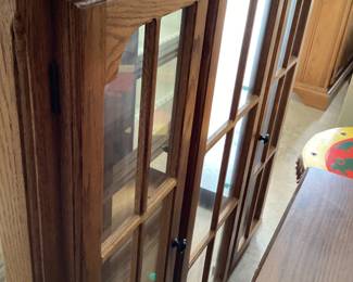 CHINA HUTCH