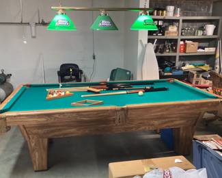 BRUNSWICK POOL TABLE, BUD LIGHT LIGHT