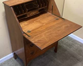 VTG. SLANT FRONT SECRETARY DESK w KEY NO SHIPPING PICKUP ONLY