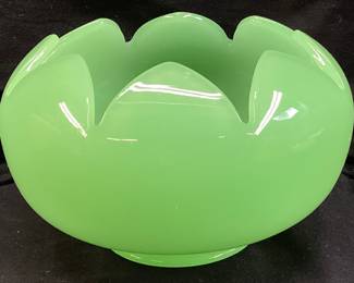 1932 FENTON JADEITE LOTUS BOWL