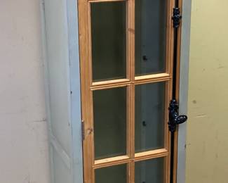 PIER 1 IMPORTS WOOD GLAZED DOOR CURIO CABINET NO SHIPPING PICKUP ONLY