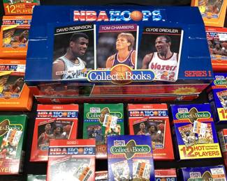 1990 NBA HOOPS & NFL FOOTBALL CARD GROUP