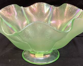 1929 FENTON URANIUM STRETCH GLASS PEDESTAL BOWL