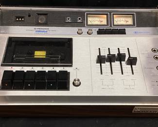 1976 PIONEER STEREO CASSETTE TAPE DECK MODEL CT-5151 IN GOOD WORKING CONDITION