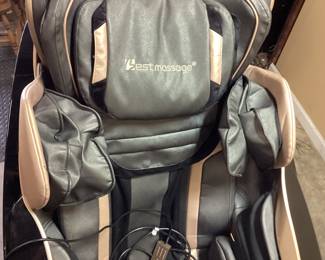 BEST MASSAGE CHAIR WITH REMOTE No shipping Pickup only