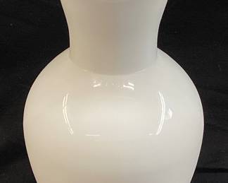 FENTON SILVER CREST MILK GLASS VASE, 8.5in H