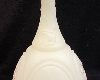 1977 FENTON CUSTARD SATIN, URANIUM MEDALLION FLORAL BELL, HAND PAINTED, SIGNED, 6.5in H