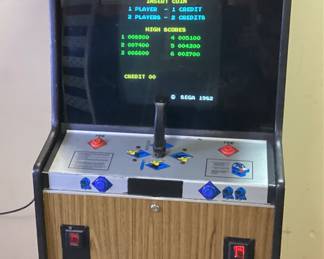 1982 SEGA/GREMLIN IND. ZAXXON ARCADE GAME IN G GOOD WORKING CONDITION NO SHIPPING PICKUP ONLY