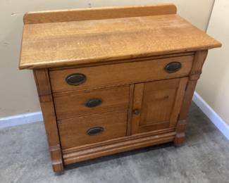VTG. DRY SINK NO SHIPPING PICKUP ONLY