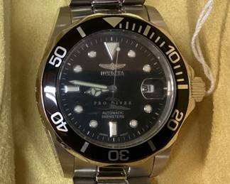 INVICTA PRO DIVER MASTER OF THE OCEAN 4605 AUTOMATIC WATCH, 200M WATER RESISTANT, WITH BOX