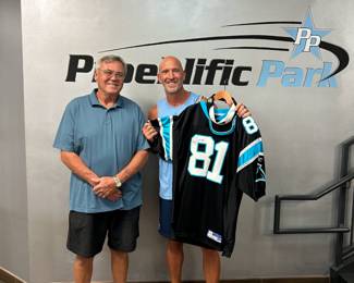 SIGNED #81 RICKY PROEHL JERSEY & VISOR AUTOGRAPHED CAROLINA PANTHERS #81 RICK PROEHL JERSEY AND AUTOGRAPHED SUN VISOR