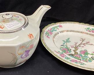 HALLS SUPERIOR TULIP TEAPOT & MYOTT INDIAN TREE PLATTER
