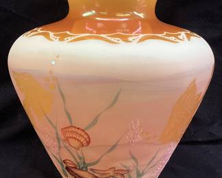 1992 FENTON SEASCAPE BURMESE URANIUM VASE, CONNOISSEUR COLLECTION, #467/750, SIGNED D. FREDRICK, HAND PAINTED, 8in H