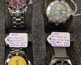 INVICTA 8 GRAND DIVER SERIES WATCHES & CASE, MODELS: 3049, 3046, 10640, 13858, 16857, 3048, 16034, 6355 300M WATER RESISTANT, BATTERY OPERATED