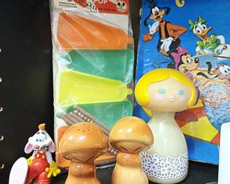 Fantasia Mushrooms Disney, Avon It's A Small World, Roger Rabbit, Vintage Disney Freeze Pop Mold