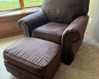 Matching recliner