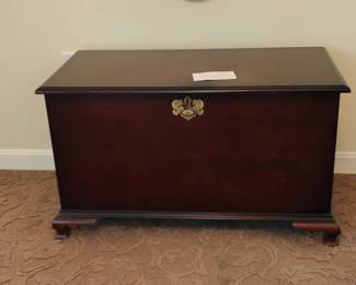 306 Bombay Mahogany Blanket Chest 36x18x21