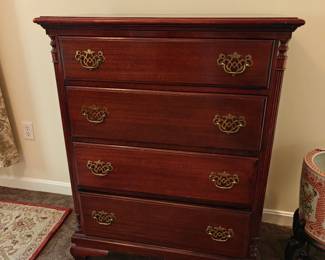 307 Chippendale Style Four Drawer Dresser 34x20x45