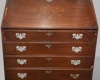 Fall Front Desk - PICKUP BY APPOINTMENT IN PLAINVIEW 