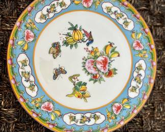 10 in dinner plate - Elegant Famille Rose–inspired fine bone china plate sets — includes charger, dinner, appetizer, and bread sizes. Each pattern is richly hand-detailed with florals, birds, and butterflies in the classic Famille Rose palette. Sold in coordinated sets of 4. Not Williams Sonoma, though similar in style — these are higher quality and not mass produced. Beautiful for display or formal dining.