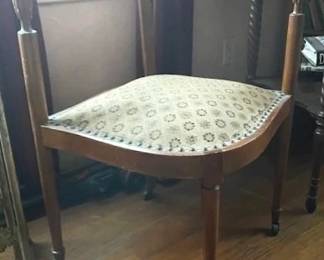 Antique Gentlemens (Corner) Chair, with caster wheels