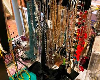 A very large collection of jewelry !