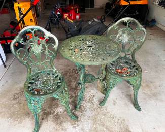 Heavy iron bistro set!