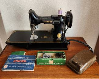 Singer Feathereweight sewing machine