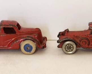 1940s ARCADE cast iron 1506 Ford wrecker & car
