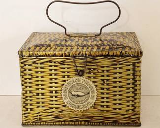 Antique RA Patterson tobacco tin