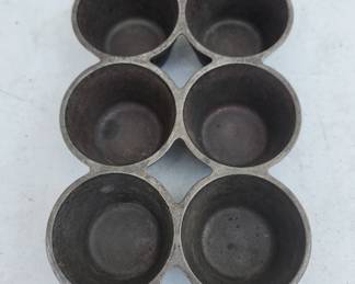 BIG collection of Griswold, Wagner & other cast iron cookware including many rare pieces