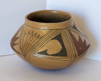 Mata Ortiz Casas Grandes pottery