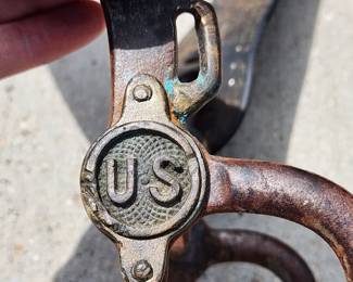 US Cavalry bit and rosette on leather bridle
