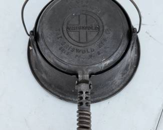 BIG collection of Griswold, Wagner & other cast iron cookware including many rare pieces