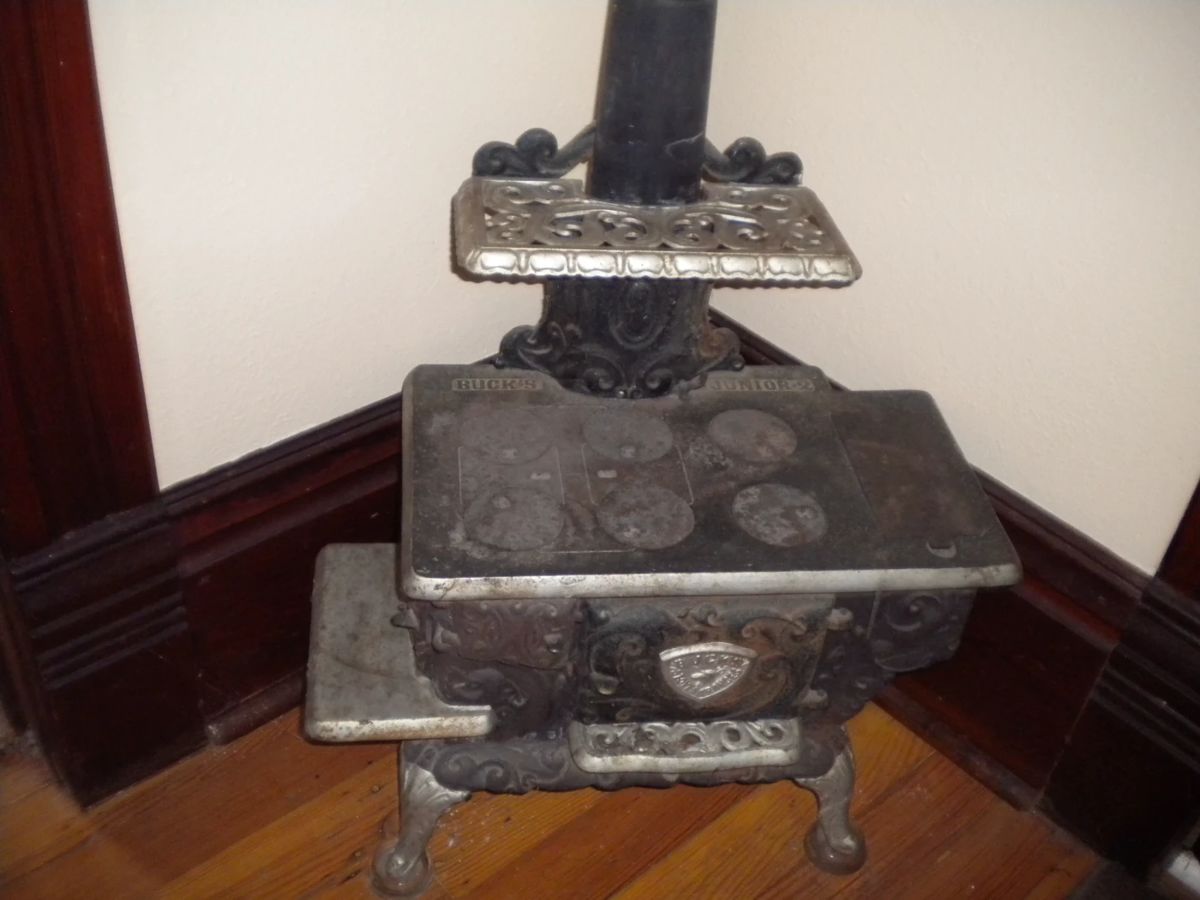 Cast iron "Buck" wood  stove Junior #2   I believe this is a salesman's sample