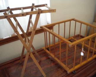 Toy playpen and drying rack